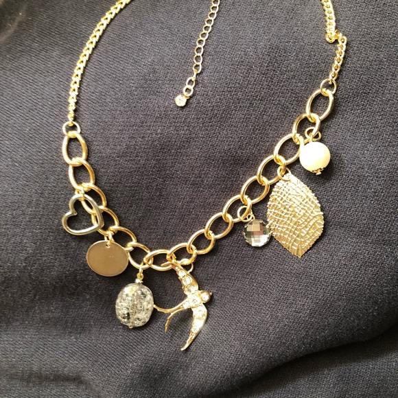 Gold necklace Bird charm NEW 16” to 20” - Picture 4 of 6